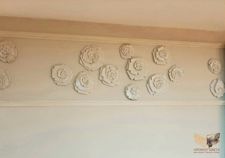 Барельефный фриз «Розы» в стиле Ар Деко